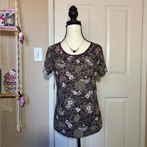 Brown and purple vintage floral short sleeve top with purple neckline